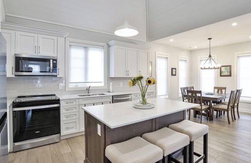 Minett House | Caledonia Cottage (#9)