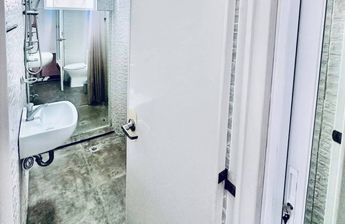 Palompon House | Calel Guest House
