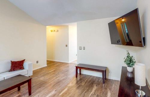 Fort Wayne House | Calera Court