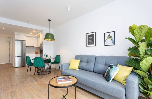 Fuengirola Apartment | Caleyro Boutique Apartments - Parking incluido