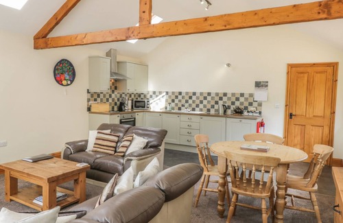 Thirsk Cottage | CALF HOUSE, family friendly, with a garden in Thirsk