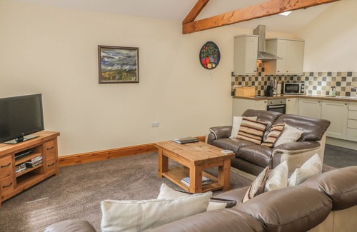 Thirsk Cottage | CALF HOUSE, family friendly, with a garden in Thirsk
