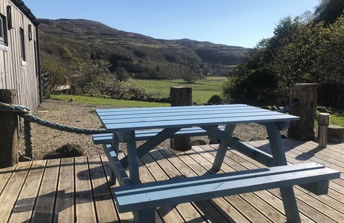 Ulva House | Calgary Byre - dog friendly & only 500m from the beach