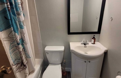 Downtown Calgary Apartment | Calgary Hideaway: Modern Studio in City Center