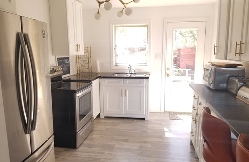 Tiny House | Cali - 4 bedroom/Pet Friendly/Monthly rentals