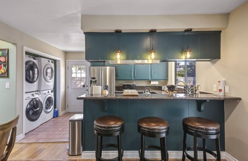 Southwest Anaheim Villa | Cali Disneyland Fun Villa⭐Pool/Hot Tub⭐Near Beach