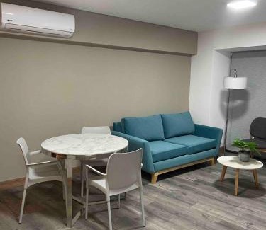 Mendoza City Center Apartment | Calido departamento Parque