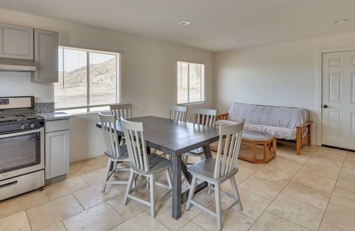 Perris Apartment | California Countryside Retreat w/ Mountain Views
