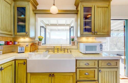 Weldon House | California Dreaming in the Mountains