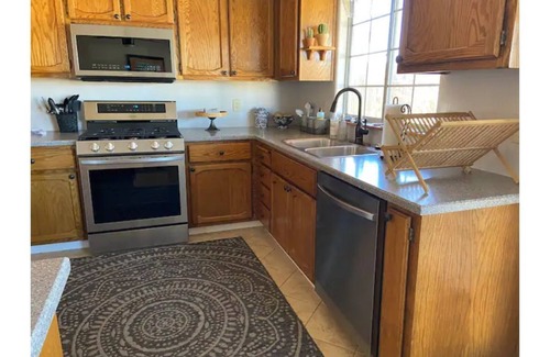 Ridgecrest House | California High Desert Retreat