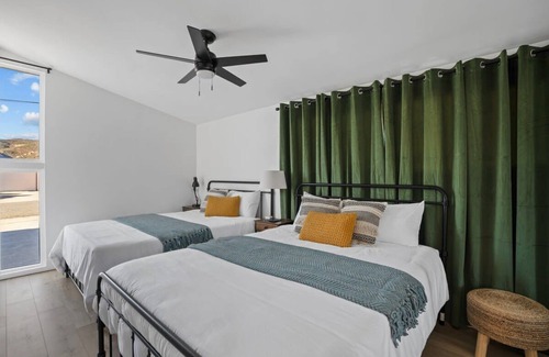 Lake Murray House | California Living with AC, Pool, Hot Tub, Parking
