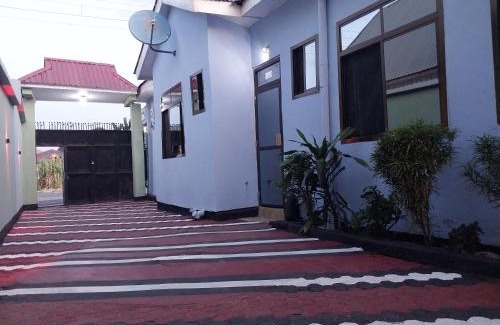 Bagamoyo Cabin | California Lodge