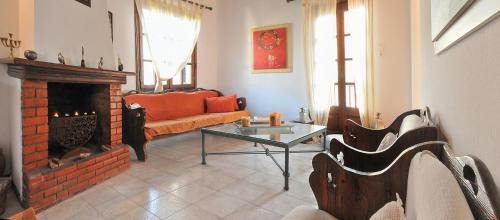 Skala Sotiros House | Calistee Home