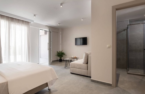 Kalivia Poliyirou Hotel | Calives Premium Stay
