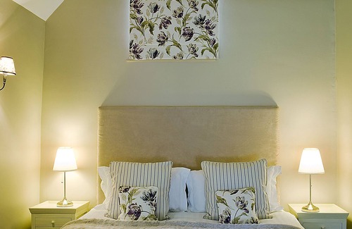 Whitchurch Cottage | Callander Cottage is a light and airy property with a calming colour palette.