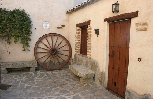 Galvez House | Callejón del Pozo V, accommodation Puy du Fou