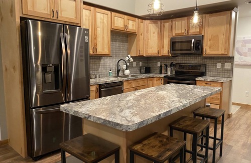 Bemidji House | Calling Outdoor Adventurers! Resting on Grace Lake House with Home Theater!