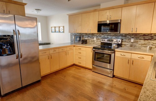 Ocean Shores Condo | Calliope's Seaside Sanctuary Condominium - Oyhut Bay Seaside Village