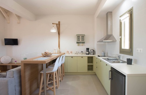 Agrilos Apartment | Callisto Seaside Cymo Home
