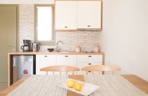 Agrilos Apartment | Callisto Seaside Dione Suite