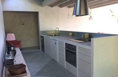 Truinas House | CALM AND BRIGHT HOUSE, OPEN TO NATURE WITH JACUZZI