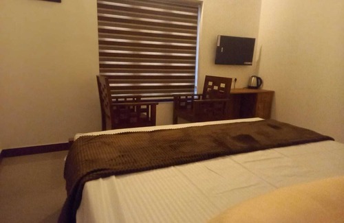 Kuzhuppilly Resort | Calm and Pleasant 2-bedroom resort with AC and wifi in Cherai beach