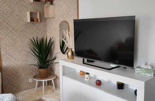Corbeil-Essonnes Apartment | Calm at the top |45 min from Disney