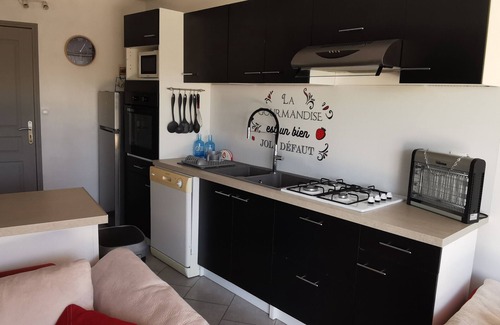 LʼAiguillon-sur-Mer House | Calm house with AC, WIFI, garden and view of the Lay