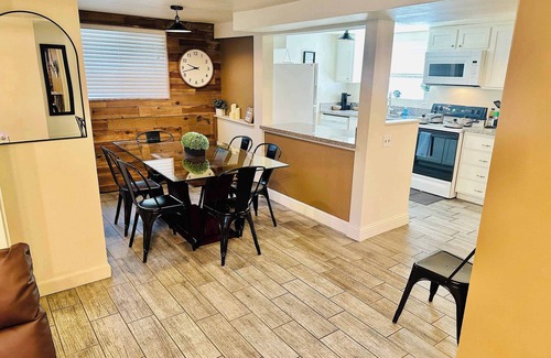 West University Apartment | Calm Light Stay Summa