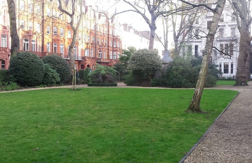 South Kensington Apartment | CALM OASIS IN CENTRAL LONDON