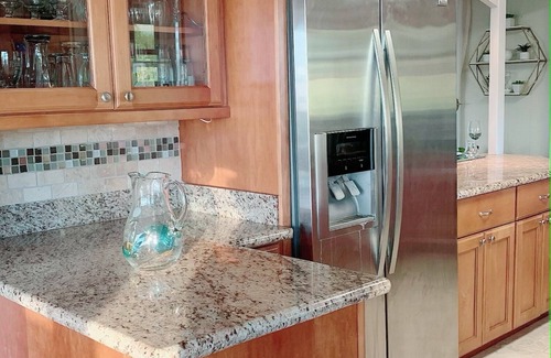 Camp H M Smith House | Calm Oasis in Paradise! Ocean view, Summer Special!