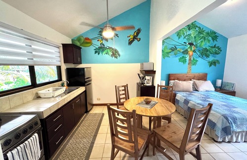 Santa Barbara Condo | Calm & Palms Second Floor Studio