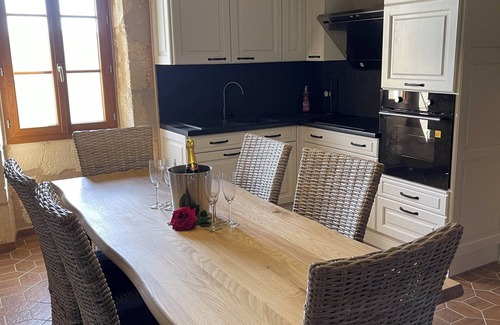 Cuzorn House | Calm, relaxing Gite in refurbished French Barn with exclusive use of great pool