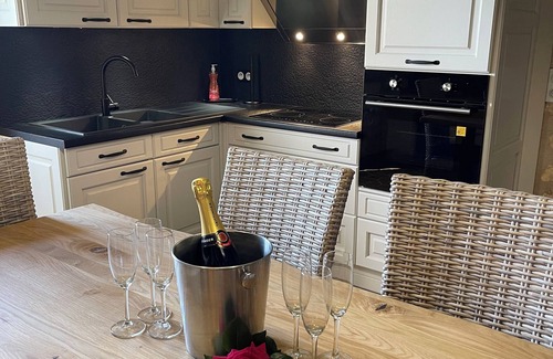 Cuzorn House | Calm, relaxing Gite in refurbished French Barn with exclusive use of great pool