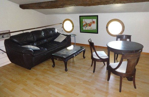Abzac House | Calme/Charmant F3 avec piscine pres de St Emilion