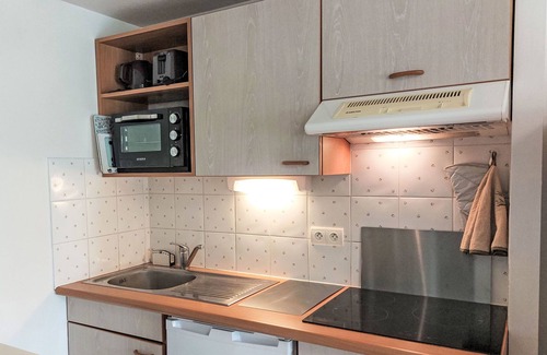 Vannes Apartment | Calme et Vue sur l'Etang au Duc by Interhome