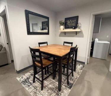 Clovis Apartment | Calming Comfort Stay
