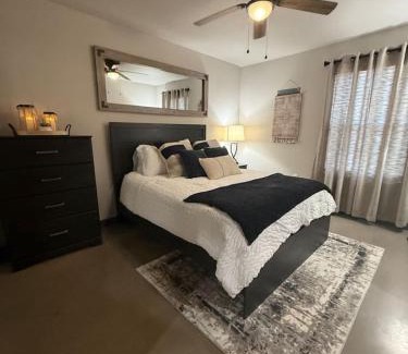 Clovis Apartment | Calming Comfort Stay