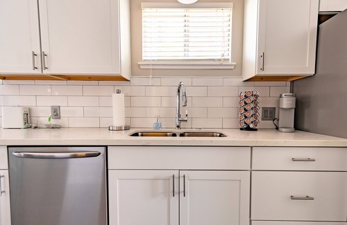 Waveland House | Calming Escape Near the Beach