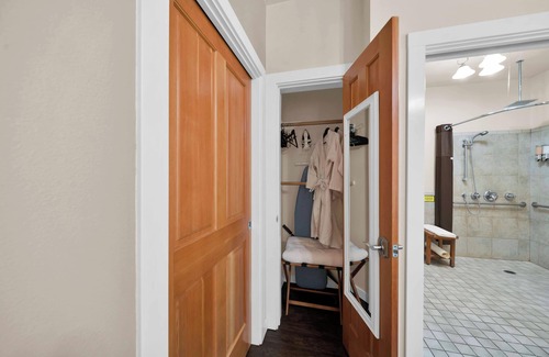 O'Brien Bed & Breakfast | Calming pet friendly getaway nestled by nature off the I-5!
