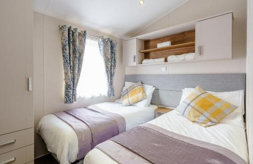 Calthwaite Resort | Calthwaite Hall Lodges