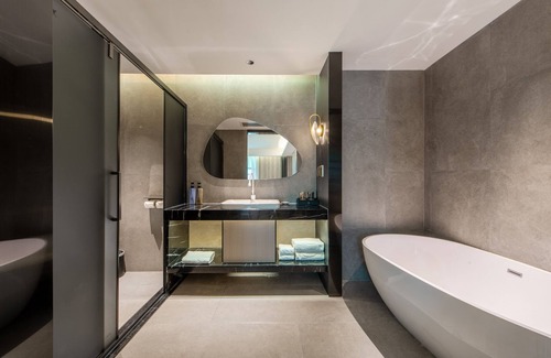 Huadu Hotel | Calvin International Hotel Guangzhou Baiyun International Airport Huadu Plaza Branch