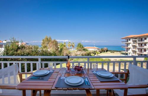 Haniotis Apartment | Calypso beach front apartment