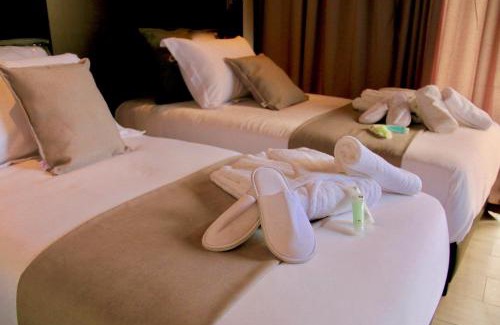 Ain El Turk Bed & Breakfast | Calypso Home Oran