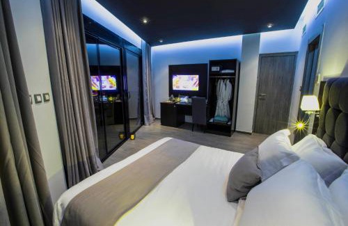 Ain El Turk Bed & Breakfast | Calypso Home Oran