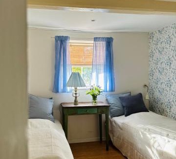 Borre House | Camønogaarden B&B, darksky cabins and events