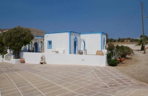 Chora Folegandros House | Camares Studios