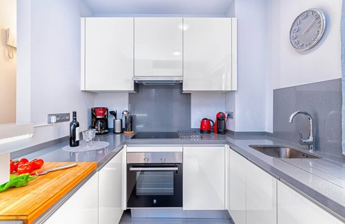 Centro Apartment | Camas - Holiday apartment Malaga City