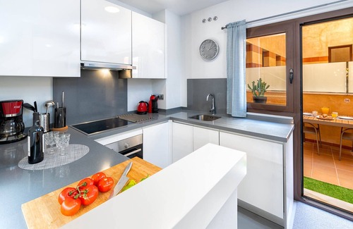 Centro Apartment | Camas - Holiday apartment Malaga City