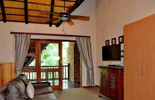 Hazyview House | Cambalala Unit 3 - Luxury Self Catering Vacation Rental In Kruger Park Lodge